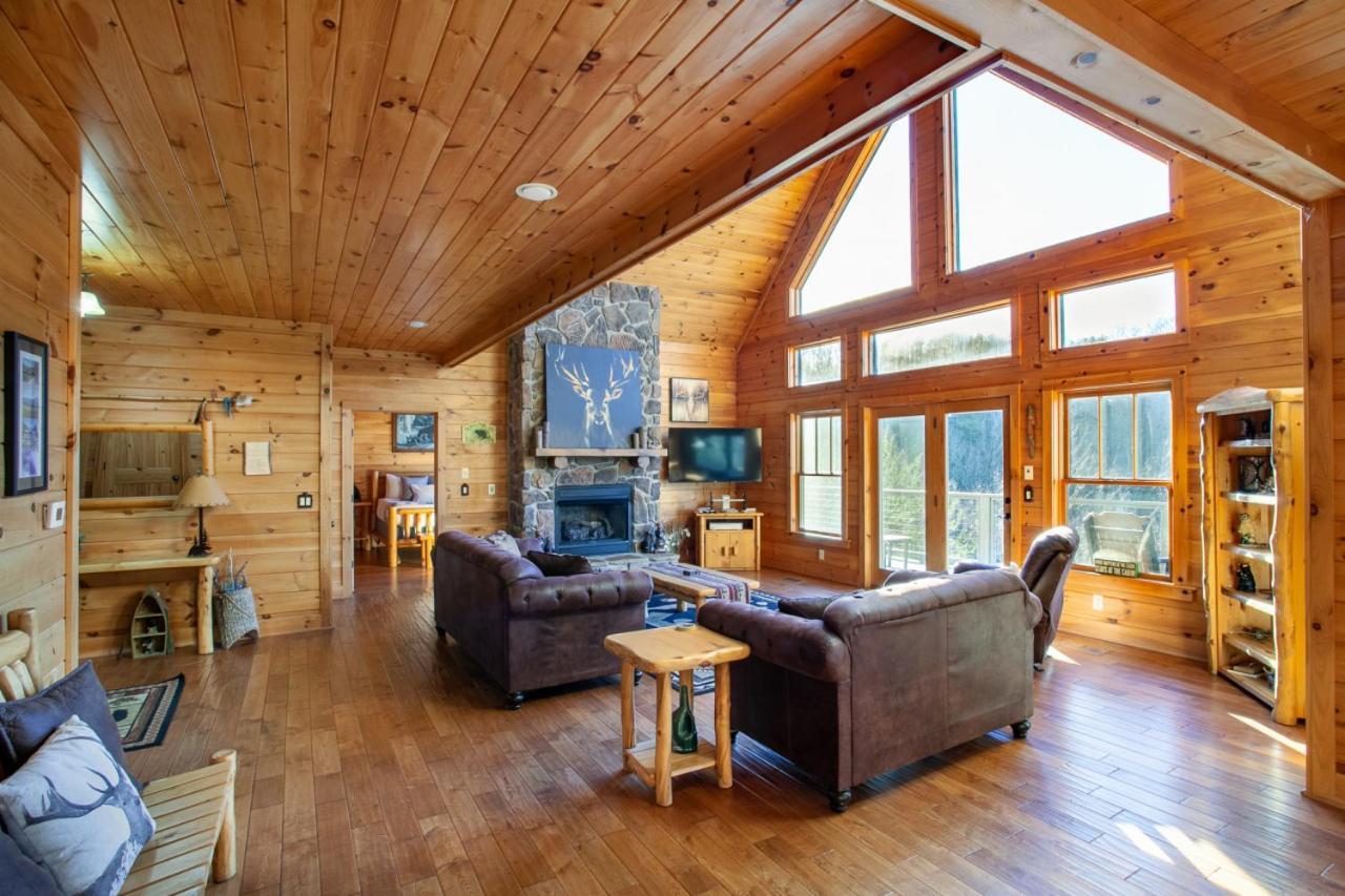 Black Bear Reserve - Mtn View, Hot Tub, Game Room Sevierville Exterior photo