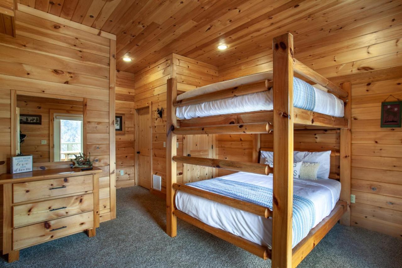 Black Bear Reserve - Mtn View, Hot Tub, Game Room Sevierville Exterior photo