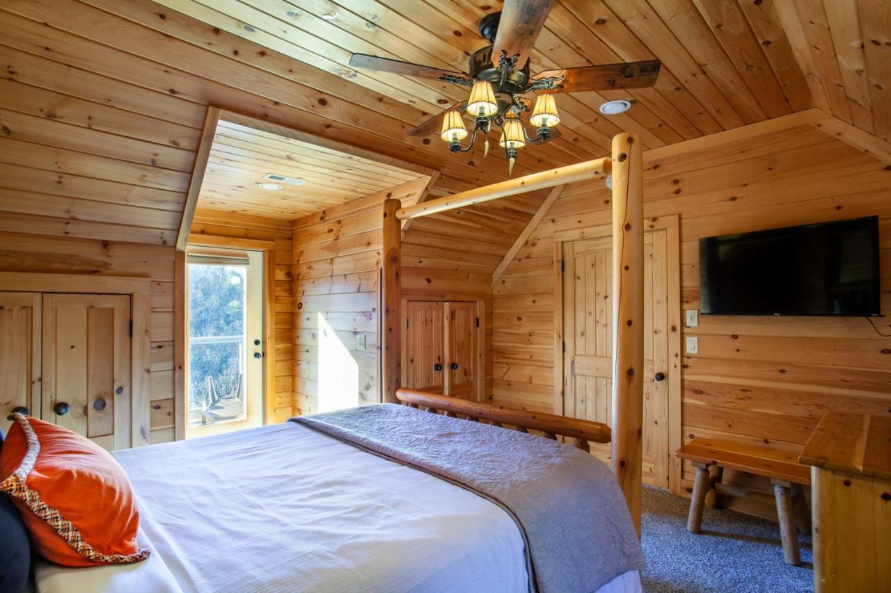 Black Bear Reserve - Mtn View, Hot Tub, Game Room Sevierville Exterior photo