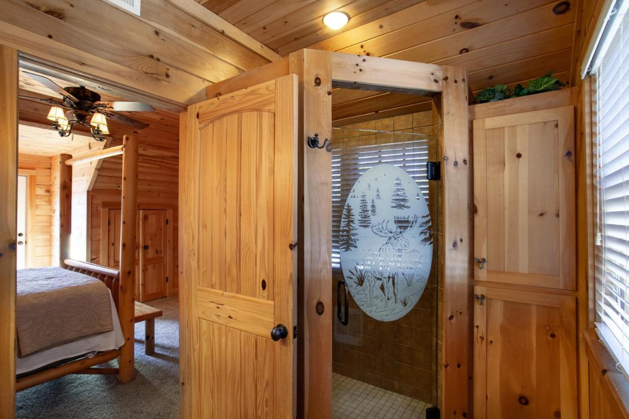 Black Bear Reserve - Mtn View, Hot Tub, Game Room Sevierville Exterior photo