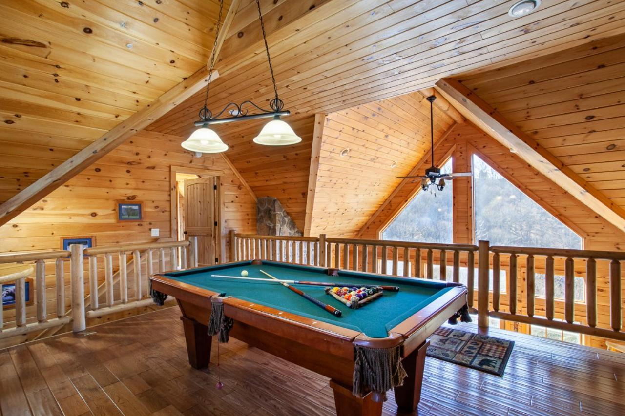 Black Bear Reserve - Mtn View, Hot Tub, Game Room Sevierville Exterior photo